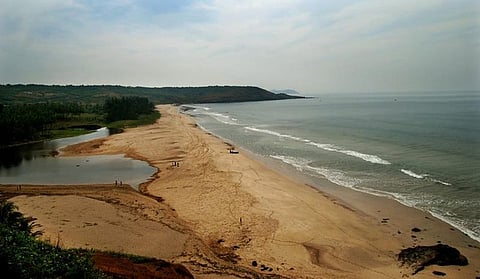 10 Off-Beat Beach Destinations in Maharashtra For All Beach-Lovers!