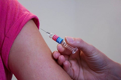 Online COVID Calculator For Prioritizing Vaccination