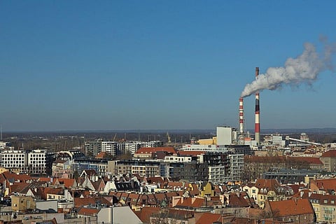Air Pollution Linked to 15% of COVID Deaths Worldwide