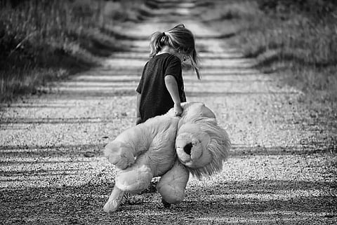 Childhood Trauma May Affect Motherhood Timing: Study