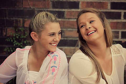 Study Says, Multitasking can take Teenagers to both Positive and Negative Approach