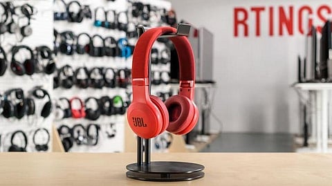Audio Equipment Maker JBL Launches LIVE Series Headphones in India