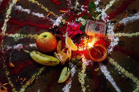 Why Flowers in Hinduism Are Regarded as a Symbol of Piousness and Serenity? Explained!