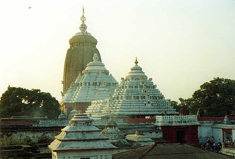 Thousands throng at Jagannath temple in Puri for Ancestor worship Ritual “Badabadua Daka”