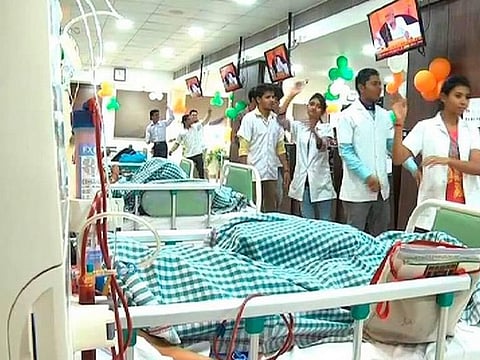 ‘Garba’ in Gujarat hospital ICU – a la ‘Munnabhai MBBS’!