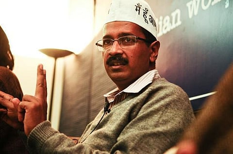 Start honest politics in DU, Kejriwal to students