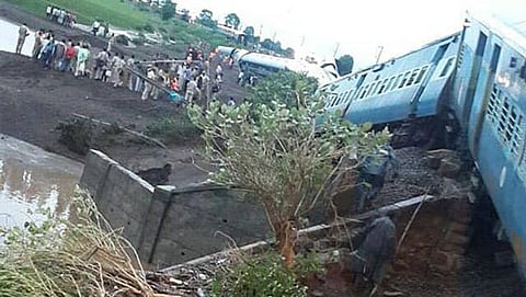 Modi government announces Rs. 2 lakh relief for train derailment victims’ kin