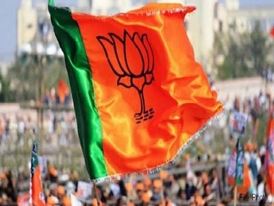 Political mud-slinging has erupted after the BJP decided to send its fact finding team to West Bengal to conduct an independent probe into the rape of a minor girl, who died later, at Hanskhali in Nadia district. (IANS)