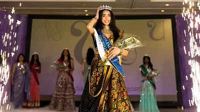  Miss India USA 2023 - प्रतियोगिता के दौरान मैसाचुसेट्स की स्नेहा नांबियार ने मिसेज इंडिया यूएसए तथा पेंसिल्वेनिया की सलोनी राममोहन ने मिस टीन इंडिया यूएसए का खिताब जीता। (Wikimedia Commons)