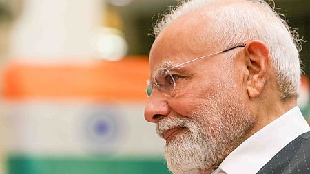 प्रधानमंत्री नरेंद्र मोदी