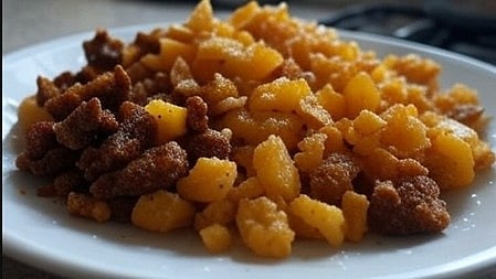 बासी भोजन और बार-बार गरम करने की आदत जिंदगी में घोल रही जहर, शरीर बना रही बीमार