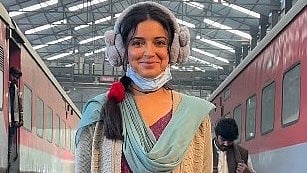 दिव्या खोसला कुमार की 'एक चतुर नार' रिलीज के लिए तैयार, बीटीएस वीडियो ने बढ़ाया उत्साह