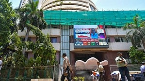 शेयर बाजार (Stock Market)  की तस्वीर
