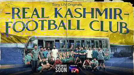  'रियल कश्मीर फुटबॉल क्लब' (Real Kashmir Football Club) का पोस्टर