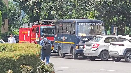  राष्ट्रीय राजधानी दिल्ली में स्कूलों को आए दिन धमकियां मिल रही हैं।