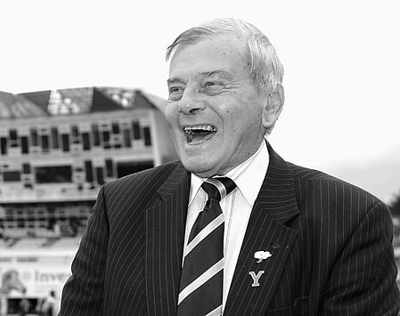 अंपायर डिकी बर्ड 