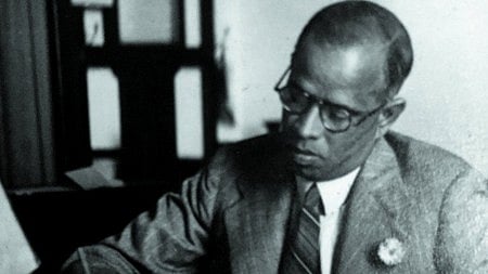 वीपी मेनन की ब्लैक एंड वाइट तस्वीर 