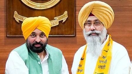 पंजाब के तरनतारन विधानसभा उपचुनाव के लिए आम आदमी पार्टी (आप) ने अपने उम्मीदवारों की घोषणा कर दी है।