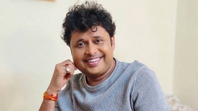 योगेश त्रिपाठी