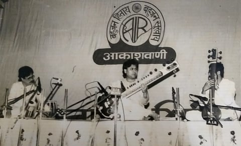 आकाशवाणी का कार्यक्रम