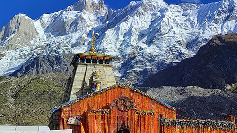 uttrakhand ke rudrapryag me sithta kedarnath mandir ka vastvik drishya