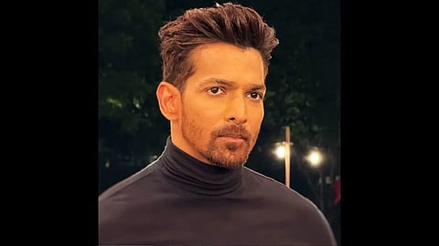 अभिनेता हर्षवर्धन राणे अपनी नई फिल्म 'एक दीवाने की दीवानियत' की सफलता का जश्न मनाते हुए, अपने शुरुआती संघर्षों को याद करते हुए।