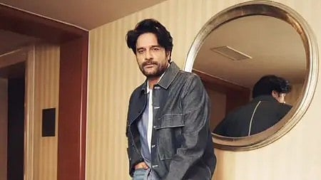 जयदीप अहलावत ‘द फैमिली मैन 3’ से जुड़ी जानकारी साझा करते हुए|