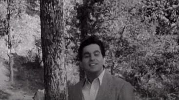 हिंदी सिनेमा के महान अभिनेता दिलीप कुमार की तस्वीर।