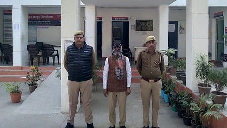 ग्रेटर नोएडा के बीटा-2 पुलिस ने मस्जिद चंदा घोटाले के प्रमुख आरोपी गिरफ्तार|