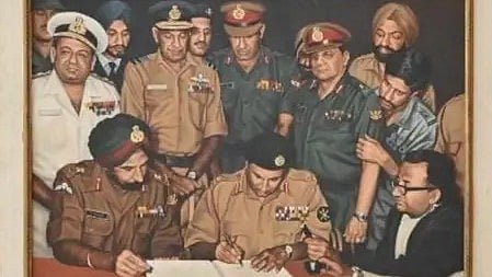 भारत में विजय दिवस मनाया गया। 