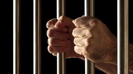 उदयपुर पुलिस ने इंद्रप्रस्थ हेरिटेज रिसॉर्ट में वेश्यावृत्ति संचालित रेव पार्टी का भंडाफोड़ कर 39 गिरफ्तार किए।