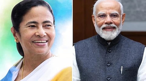 इस फोटो में ममता बनर्जी और मोदी को देखा जा सकता है|