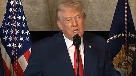 इस तस्वीर में डोनाल्ड ट्रम्प को देखा जा सकता है। 