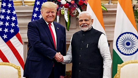 नरेंद्र मोदी और ट्रम्प की तस्वीर 
