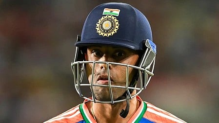 इस तस्वीर में सूर्यकुमार यादव को देखा जा सकता है। 