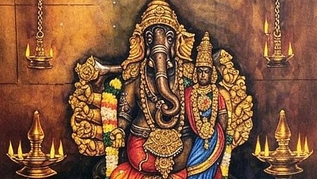 इस इमेज में गणेश की मूर्ति को साथ देखा जा सकता है।