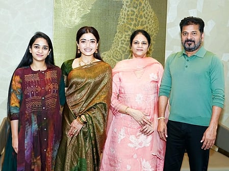 रश्मिका मंदाना ने तेलंगाना के सीएम रेवंत रेड्डी से की मुलाकात, आशीर्वाद के तौर पर मिला बेहद खास तोहफा