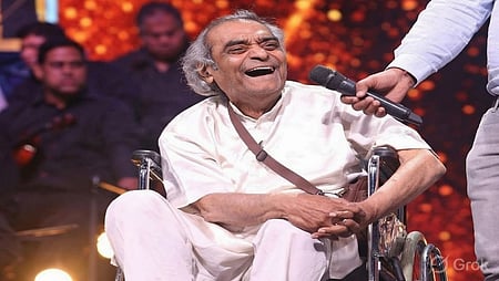 गीतकार संतोष आनंद