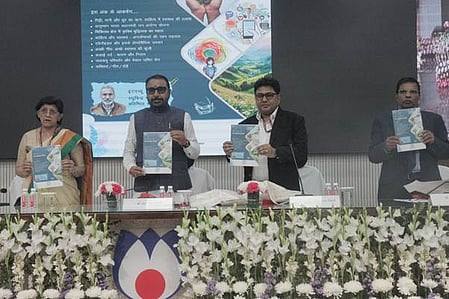 राष्ट्रीय स्वास्थ्य एवं परिवार कल्याण संस्थान के 49वें वार्षिक दिवस समारोह की केन्‍द्रीय राज्य मंत्री प्रतापराव जाधव ने की अध्यक्षता