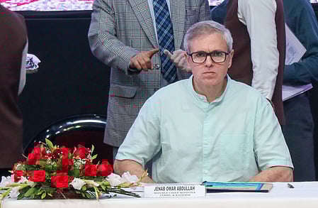 जम्मू में फारूक अब्दुल्ला पर फायरिंग की कोशिश, उमर बोले-