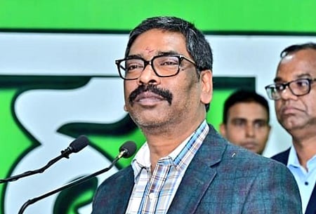 झारखंड: हेमंत सोरेन की अध्यक्षता में कैबिनेट की बैठक, कई अहम प्रस्तावों को मंजूरी