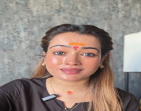 महाकुंभ की मोनालिसा की शादी का वीडियो वायरल, हर्षा रिछारिया ने इसे नाम दिया