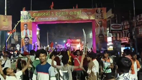 पश्चिम बंगाल चुनाव: हिंसा के बाद चुनाव आयोग का एक्शन, पुलिस अधिकारी को सस्पेंड करने का निर्देश