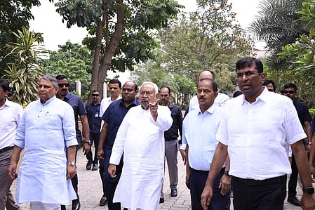 नीतीश कुमार 13 अप्रैल के बाद छोड़ सकते हैं मुख्यमंत्री की कुर्सी, 30 मार्च को देंगे एमएलसी पद से इस्तीफा