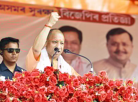 असम को नहीं बनने देंगे लव जिहाद और लैंड जिहाद की धरती : बारपेटा में गरजे सीएम योगी