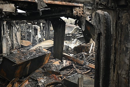 पाकिस्तान के हमलों में दो बच्चों की मौत, करीब 30 लोग घायल: तालिबान