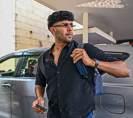 आईपीएल 2026: पंजाब किंग्स के खिलाफ मैच में केकेआर का हौसला बढ़ाने पहुंचे हर्षित राणा