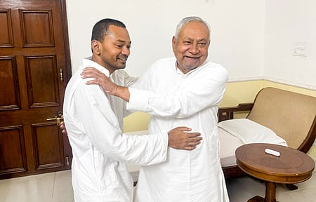 नीतीश कुमार के अधूरे सपनों को पूरा करेंगे: निशांत कुमार