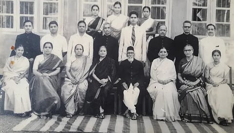  महर्षि करवे (Maharshi Karve) 