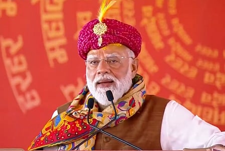 पीएम मोदी ने अपने काफिले को छोटा करने का दिया निर्देश, सरकारी खर्च होगा कम